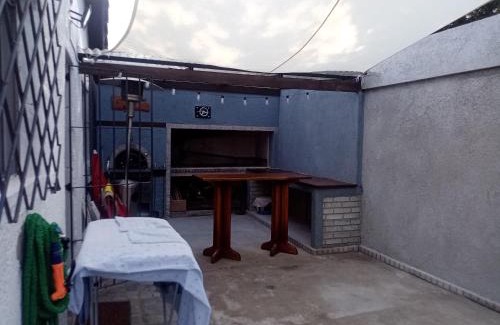 Parque del Plata Casa | Casa con piscina climatizada para 6 personas en Parque del plata