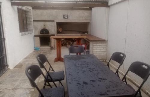 Parque del Plata Casa | Casa con piscina climatizada para 6 personas en Parque del plata