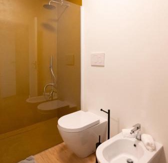 Montano Lucino Apartamento | Casa con terrazzo in ottima posizione vicino Como
