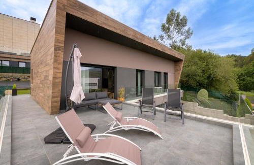 Mungia Casa | Casa con Vistas al Paisaje y Encanto en el Corazón del País Vasco,España