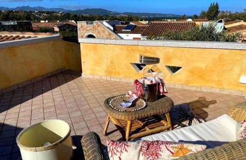 Baia Sant'Anna Casa | Casa Conchiglia - mit Dachterrasse und Panoramablick auf Berge und Meer