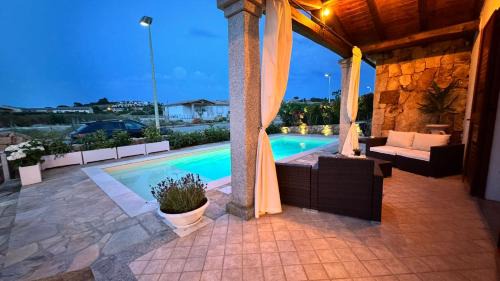 Baia Sant'Anna Casa | Casa Conchiglia - mit Dachterrasse und Panoramablick auf Berge und Meer