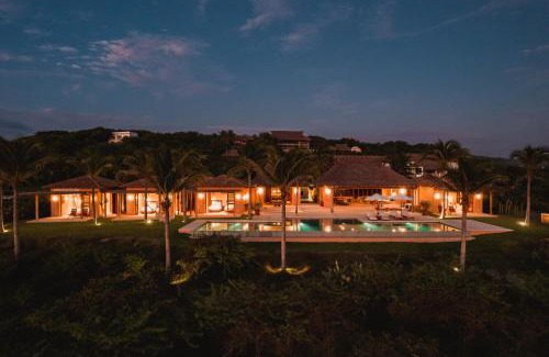Lázaro Cárdenas Villa | Casa Constantia Beach Front Villa
