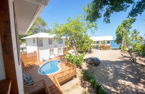 Antoneys Cay Casa | Casa Coral and Casa Palmera home