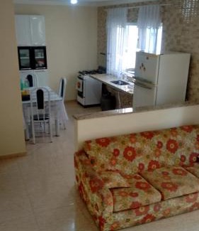 Costazul Casa | Casa Costa Azul - praça da Baleia