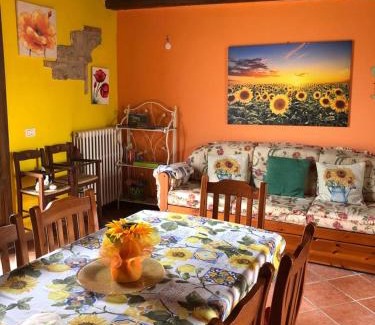 Asciano Casa | Casa Country House Girasole vakantie huis-WAKACJE HUIS