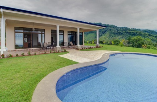 Savegre Casa | Casa Crystal