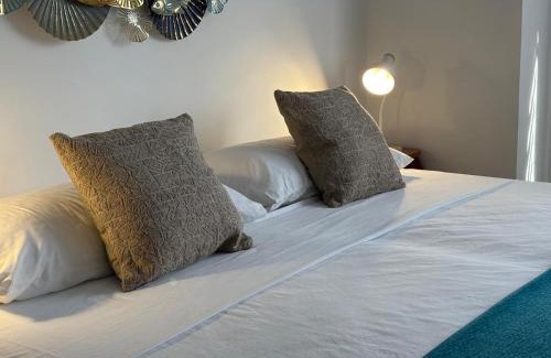 Puerto Baquerizo Moreno Hotel | Casa D´Cristhi