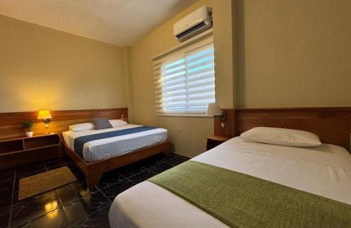 Puerto Baquerizo Moreno Hotel | Casa D´Cristhi