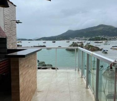 Praia do Jardim Apartamento | Casa da família Bispo