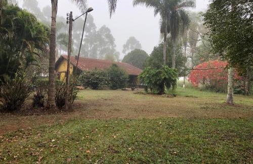 Jarinu Casa | Casa da Fazenda- no bosque com lareira e banheira
