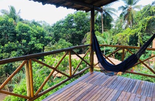 Acu da Torre Casa | Casa da mata- Vista linda pra mata e jardim privativo