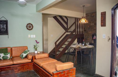 Prainha Casa | Casa da Prainha - 4 quartos a 3min da areia pra famílias