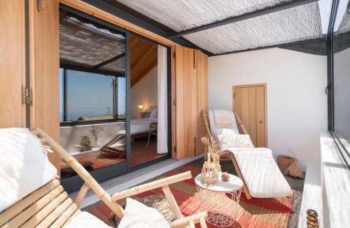 Prazeres Casa | Casa da Raposeira by An Island Apart