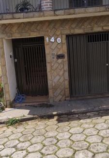 Bueno Brandao Casa | Casa da SU no meio da natureza