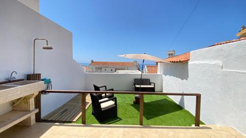Praia de Santa Cruz Casa | Casa da Torre - BBQ and Terrace