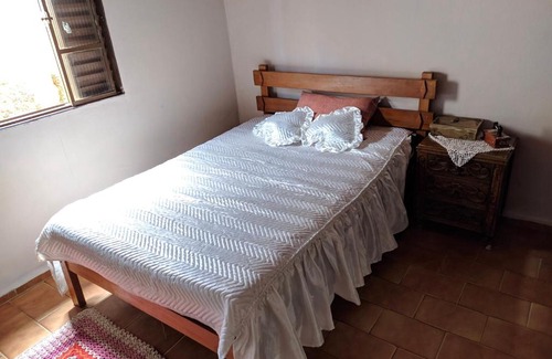 Pirenopolis Casa | CASA DA VÓ - Casa inteira 3 quartos p/ família