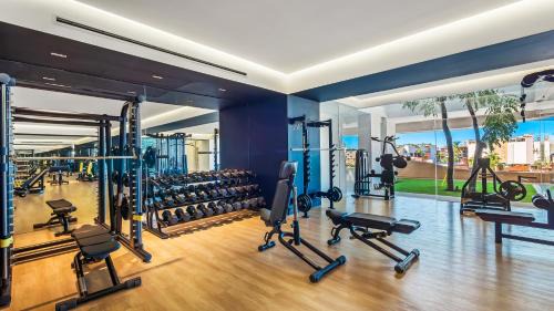 Alta Vista Apartamento | Casa Daniel 6th Fl Lrgst Pool Gym 7m to Beach