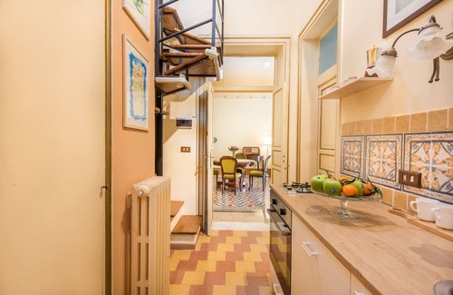 Kalsa Chalet De Esquí | Casa de arte Ugdulena con terraza y piscina.