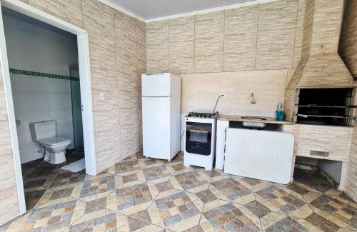Matinhos Casa | Casa das Flores com piscina