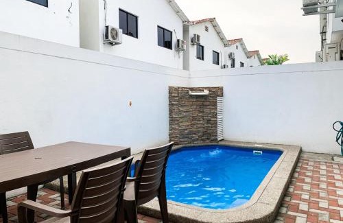 La Aurora Casa | Casa de 3 dormitorios, piscina privada, parqueo free