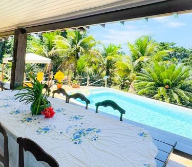 Praia Vermelha Casa | Casa de alto padrão em condomínio fechado