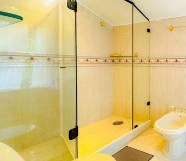 Praia Vermelha Casa | Casa de alto padrão em condomínio fechado