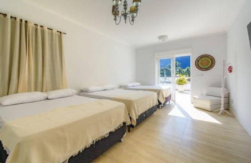 Praia de Barequecaba Casa | Casa de alto padrão, com 5 suítes, a 50m praia de Barequeçaba