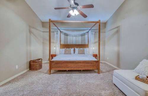 Biggs Field Casa | Casa De Arbol