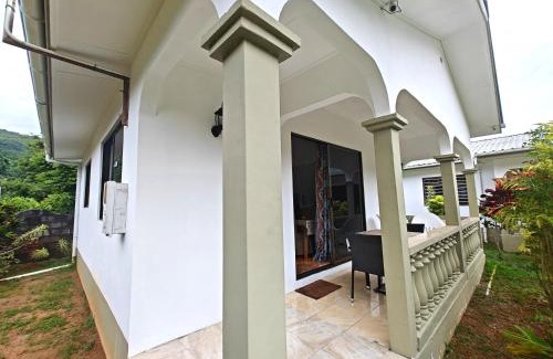 Mahe Island Apartamento | Casa De Bella