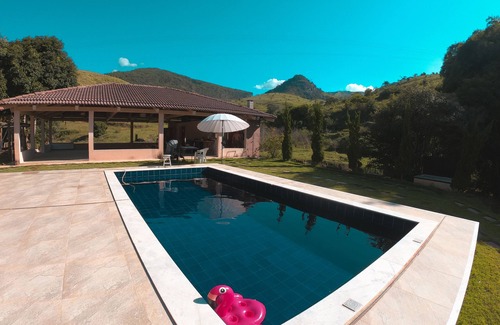 Carangola Cabaña | Casa de Campo Rosalinda