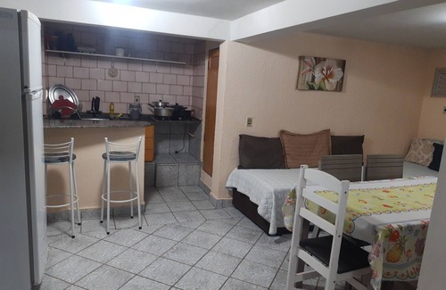 Colina Verde Apartamento | Casa de hóspedes em ótimo bairro.
