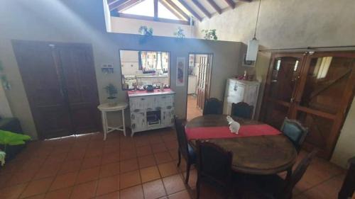 Capilla del Monte Chalet De Esquí | Casa de campo con hermosa vista a las sierras