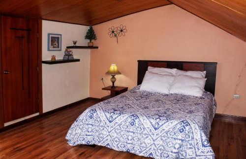 Cuenca Chalet De Esquí | Casa de campo La Valentina