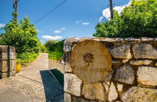 Barcelos Casa | Casa de Campo - Olive House