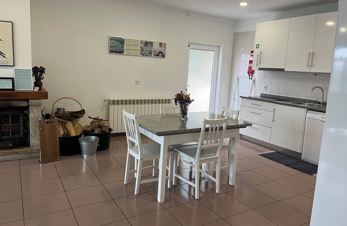 Cova Apartamento | Alojamiento en apartamentos de 2 dormitorios con vistas al río y la montaña
