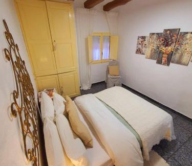 Rasquera Casa | Casa de Danann