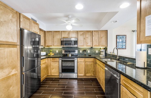 Kailua-Kona Condominio | Casa De Emdeko 219 unidad 2 hab DIRECTO frente al mar ESQUINA, abrigo alrededor de Lanai!