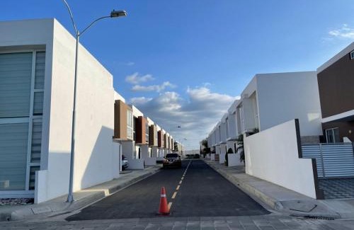 Manta Casa | Casa de ensueño, con vista al Mar