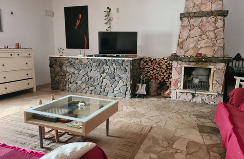Barracao Casa | Casa de Férias no Campo, Lugar Para Relaxar Perto de Eventos e Praias do Algarve