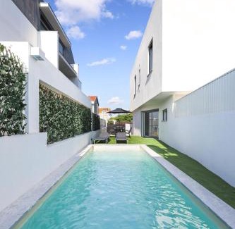 Seixal Casa | Casa de ferias com Piscina e Suite