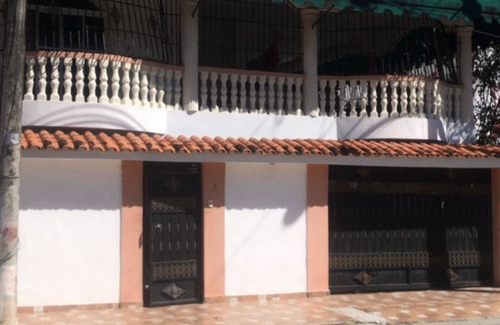 Ensanche Isabelita Casa | CASA DE HOSPEDAJE EL DESCANSO DE MARGARITA a pocos metros del mar