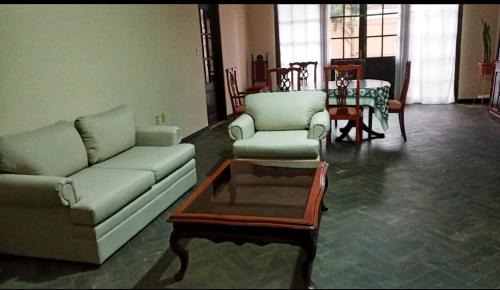 Tarija Casa | Casa de huéspedes Maracuyá