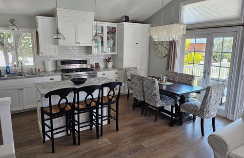 Lantern District Casa | Casa de la Ballena, back available on VRBO. Permit STR15-0329, walk to the beach