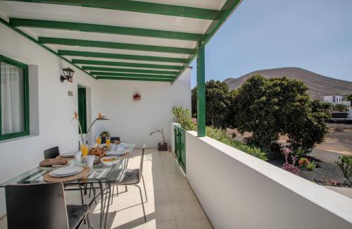 Uga Casa | Casa de La Huerta by Villalize