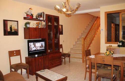Valdealgorfa Casa | Casa De La Virginia