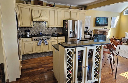 Sharpsburg Casa | Casa De Lago - Spanish inspired lakeside retreat w/private pool - 5bd/3.5