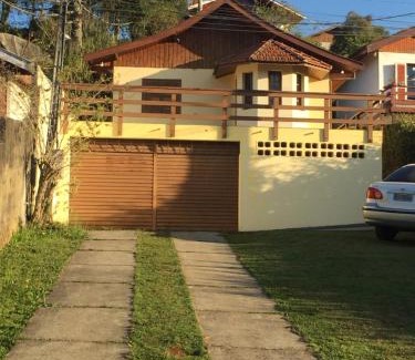 Jardim Andira Casa | Casa de Lazer em Campos do Jordao