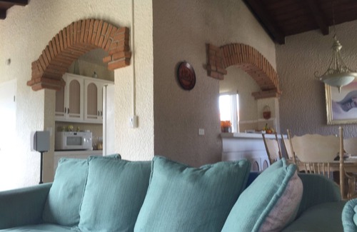 Salsipuedes Casa | Casa De Locos en Bajamar