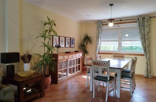 Gondomar Casa | CASA DE LOIS a un paso de Vigo, Baiona, Playa América y Portugal